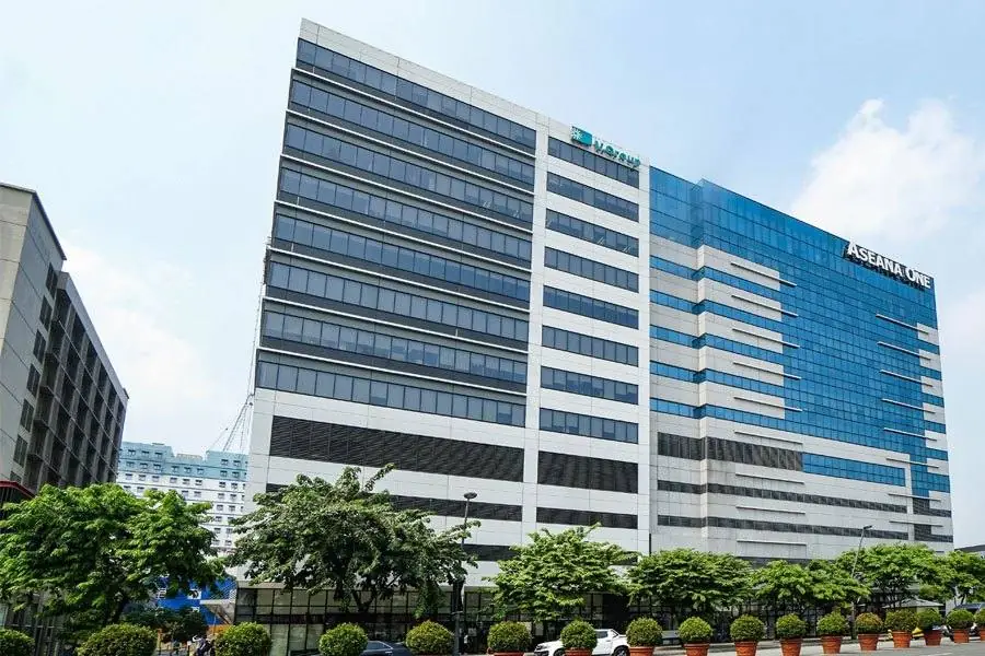 Aseana II in Parañaque City, facade maintenance project by Balda & Calalang Co.