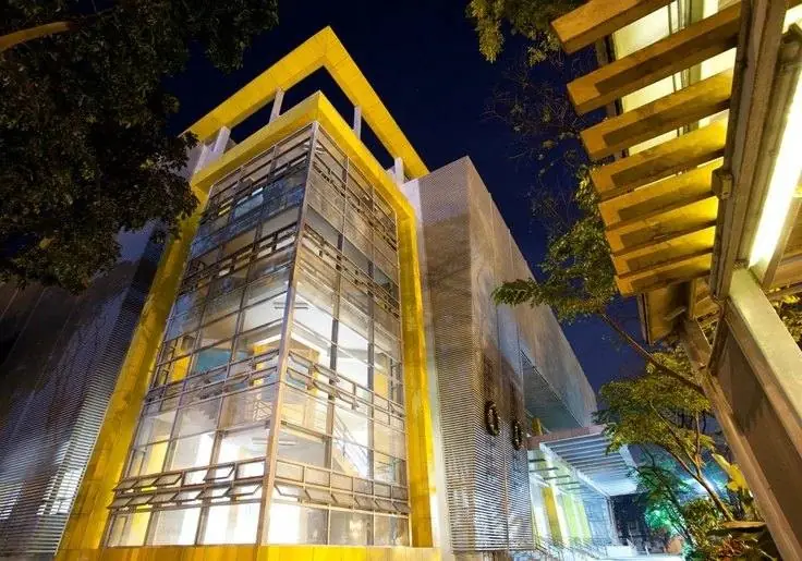UST Quadricentennial Pavilion (Sports Complex) in Manila, facade maintenance project by Balda & Calalang Co.